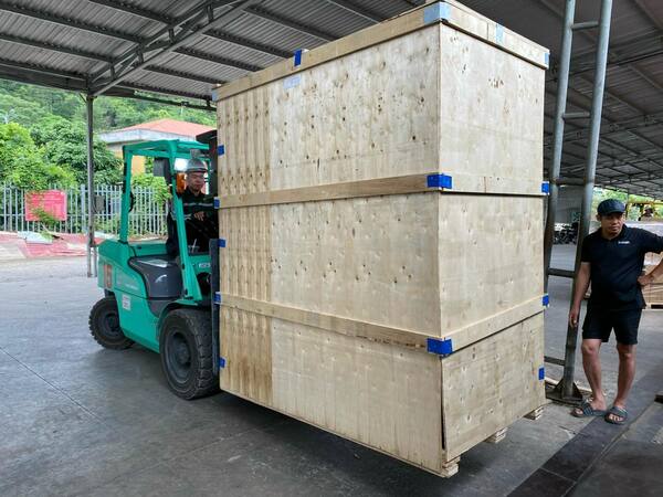 Dịch vụ vận tải hàng hóa - Xuân Bảo Logistics - Công Ty TNHH Liên Vận Trung Việt Xuân Bảo